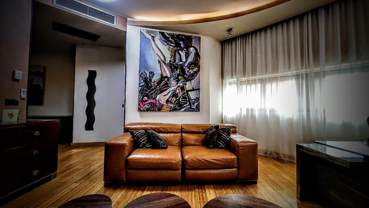 Design Hotel Mr President Belgrade Extérieur photo