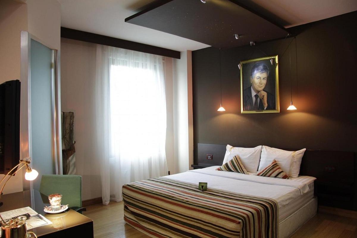 Design Hotel Mr President Belgrade Extérieur photo