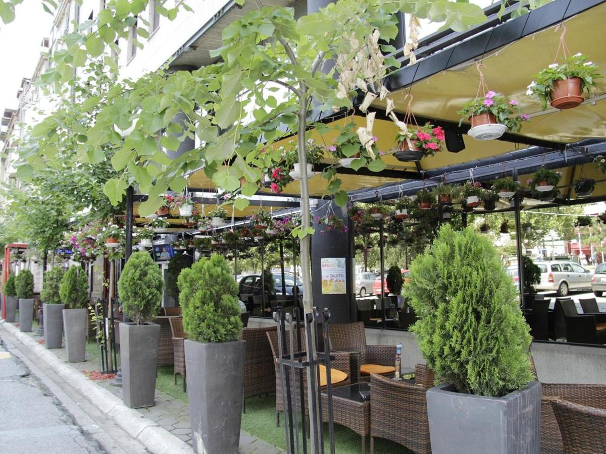 Design Hotel Mr President Belgrade Extérieur photo