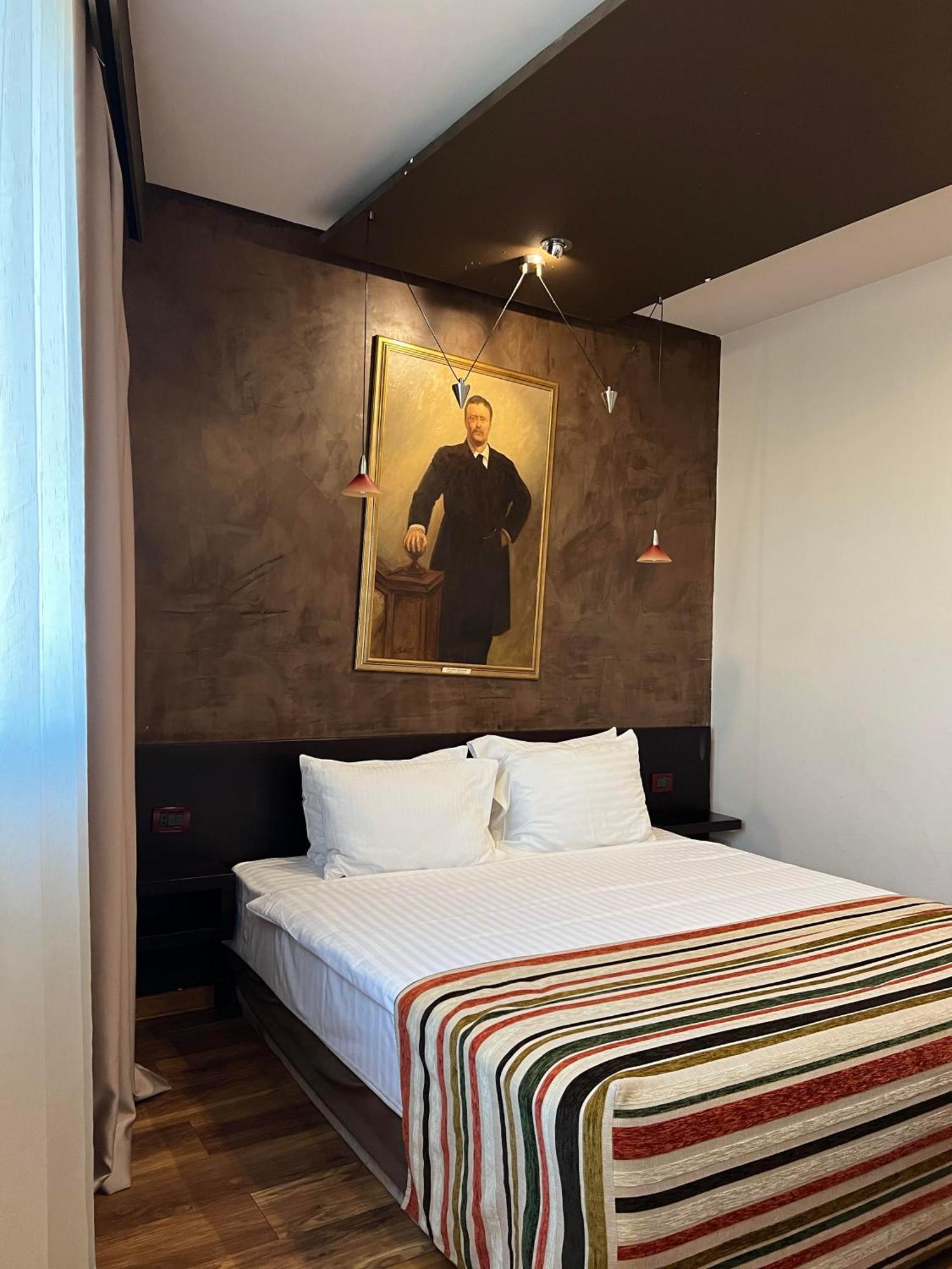 Design Hotel Mr President Belgrade Extérieur photo